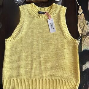 Vineyard Vines Sunshine Yellow Chunky Tank Sweater L